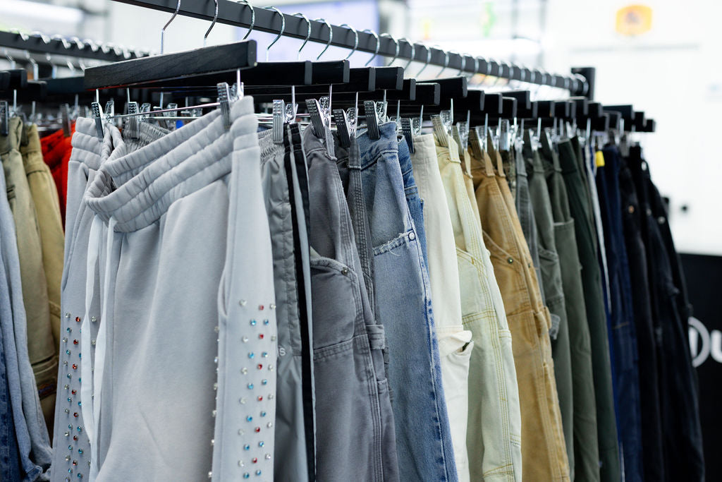 How to Style Vintage Tees: From Baggy Fits to Layered Looks