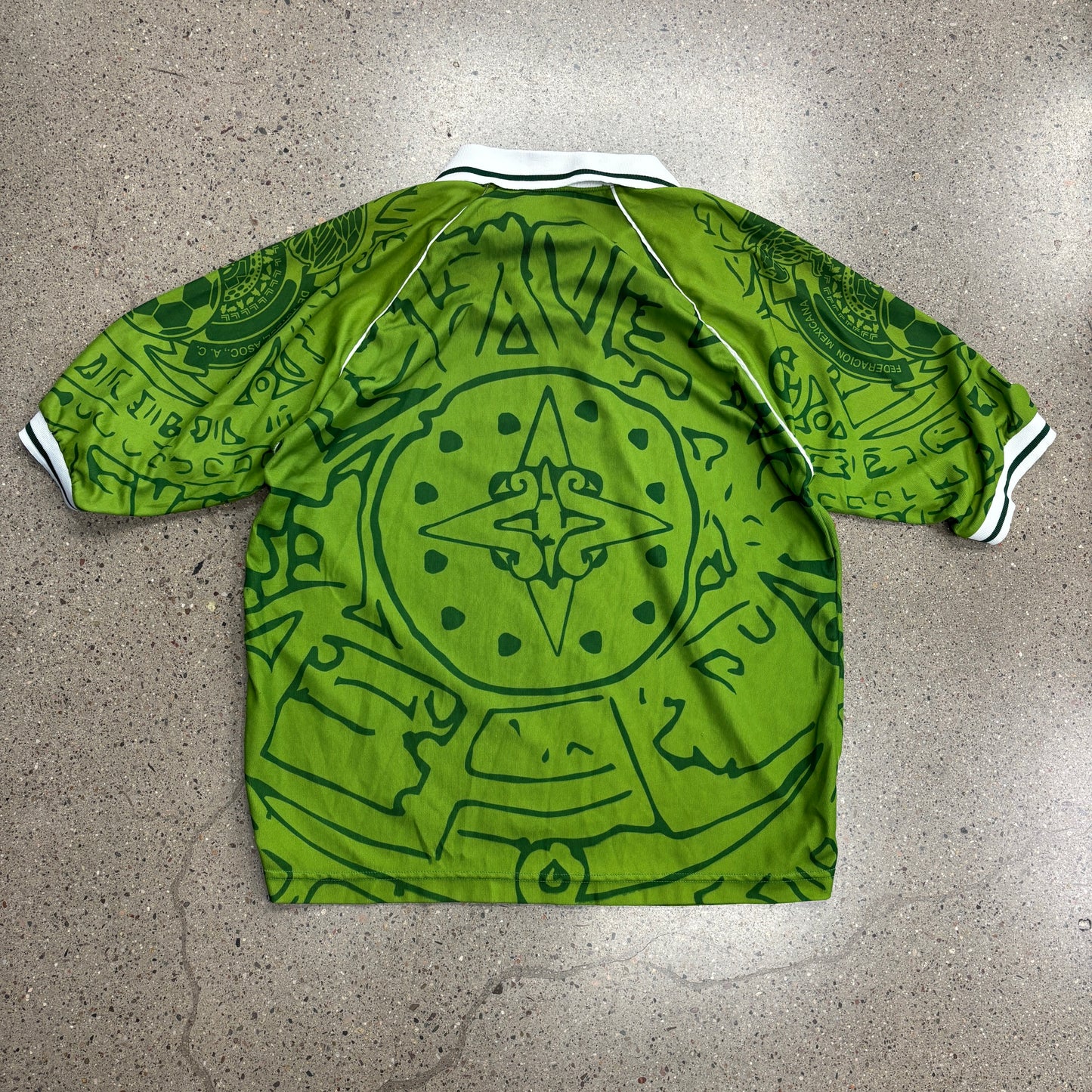 Vintage Mexico Soccer Jersey (XL)