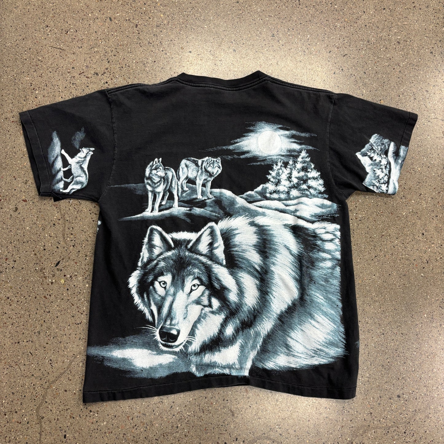 Vintage AOP Wolf Shirt (L)