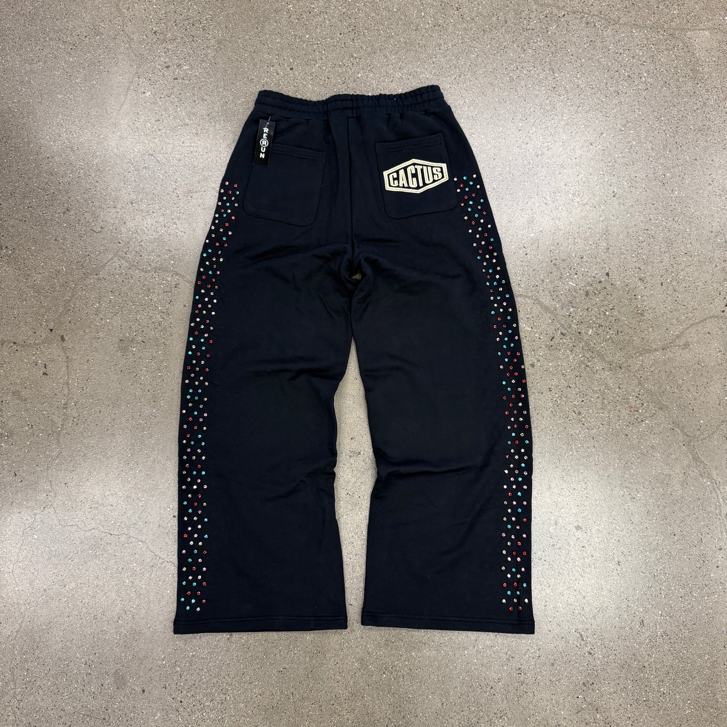 Cactus Valley Sweats Black