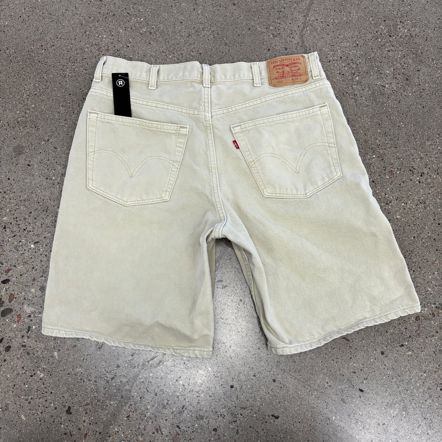Vintage Levis Shorts Tan (36)