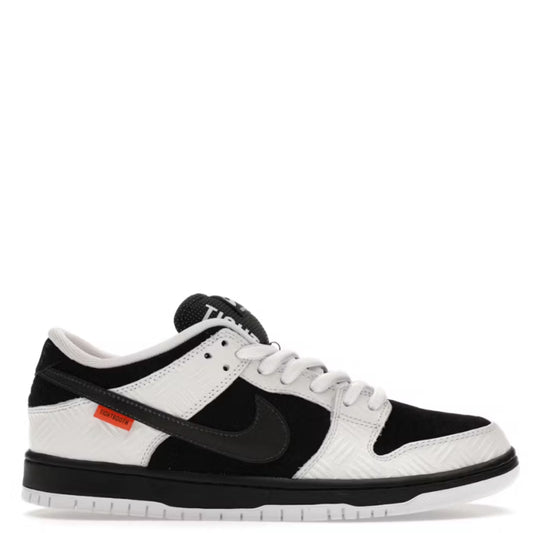 Nike SB Dunk Low Tightbooth