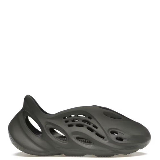 Yeezy Foam Runner Carbon
