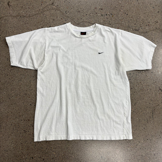 Vintage Rerun Nike Essentials Shirt (M)