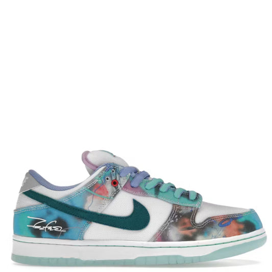 Nike Dunk Low SB Futura